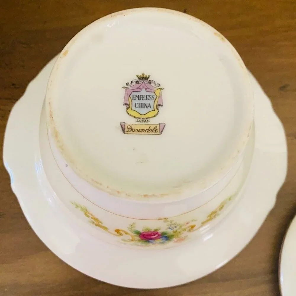 Empress China Darendale Sugar Bowl & Lid